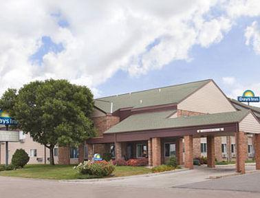 Sunset Inn & Suites Lincoln Exterior photo
