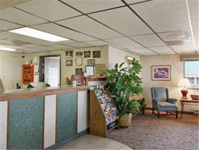 Sunset Inn & Suites Lincoln Interior photo